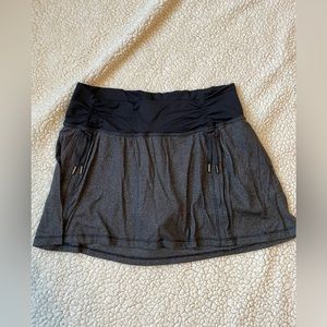 Lululemon skirt with built in shorts size 6
